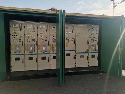 圖為白龍港項目SEG1A-12型戶內(nèi)智能環(huán)保氣體絕緣金屬封閉開關(guān)設(shè)備